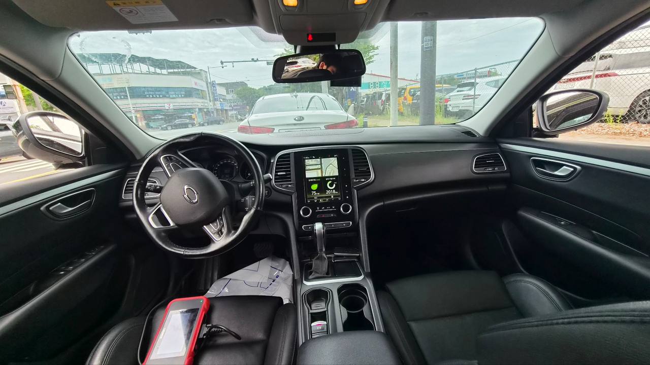 Renault Samsung SM6 8