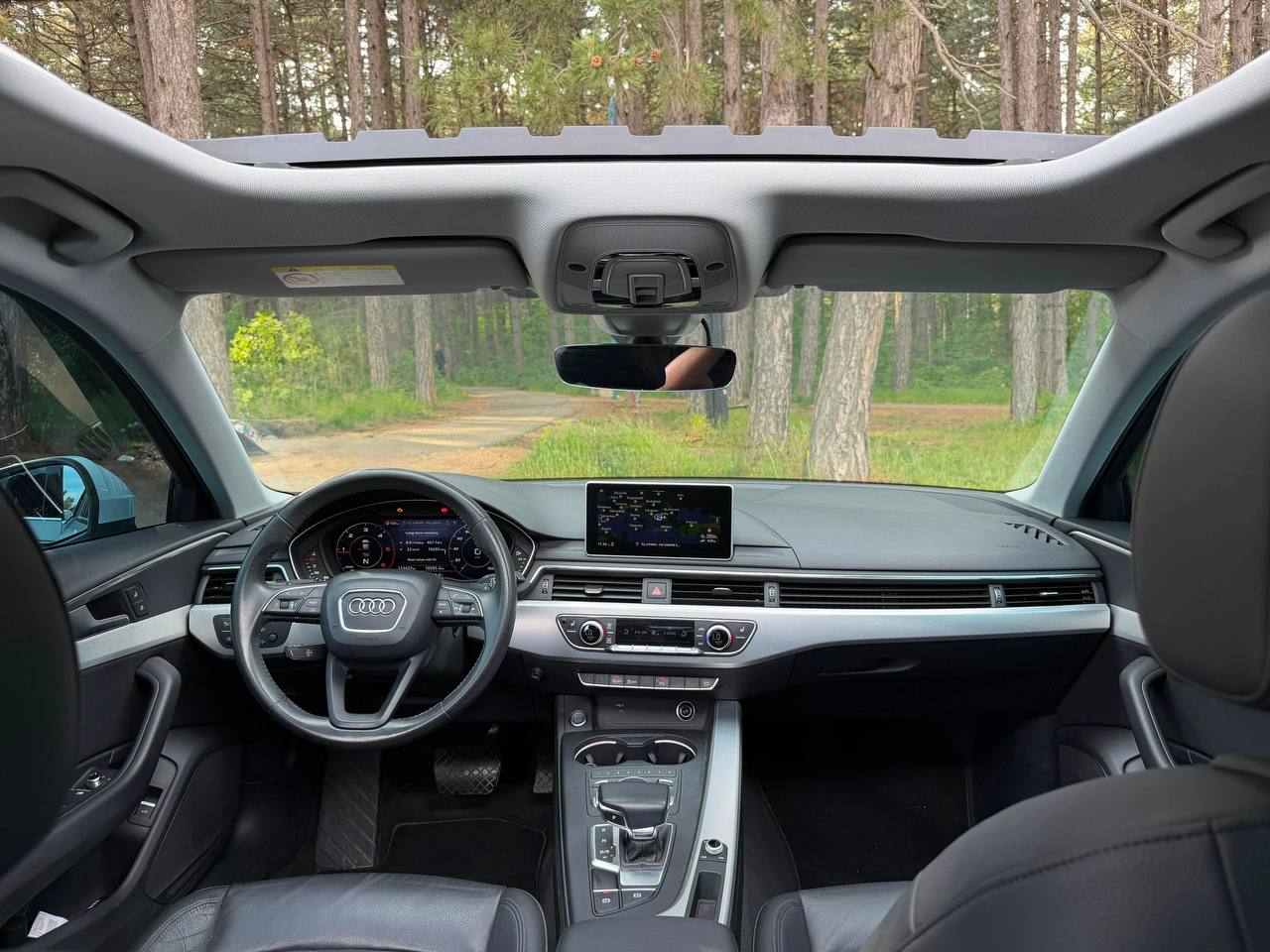 Audi A4 B9 8